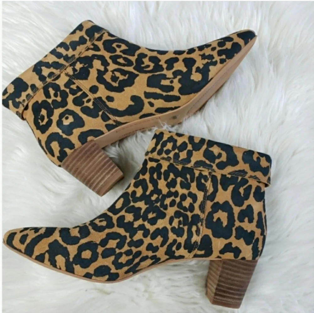 Lucky brand Zaprika suede booties 8.5